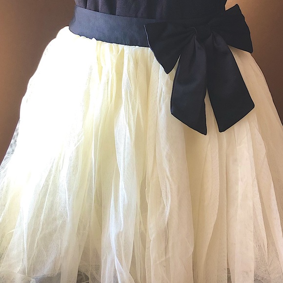 Cream Tulle Skirt with black bow waist band - Picture 2 of 7